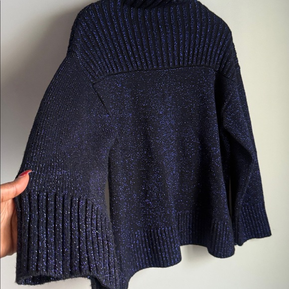 COS High-Neck Metallic wool oversized sweater - Picture 7 of 9
